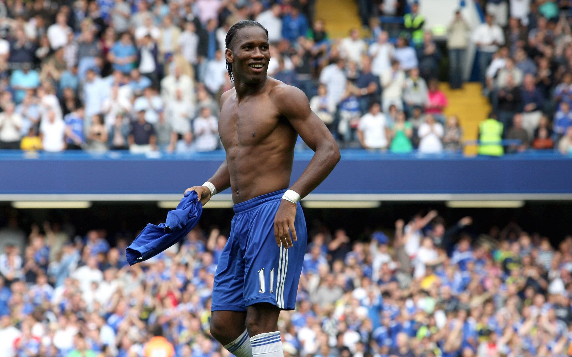 巴尔科拉欧冠表现遭质疑：巴黎锋线新星为何难敌顶级球员，巴科奥尔